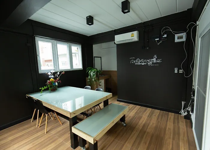 Mango 10 House 2* Bangkok