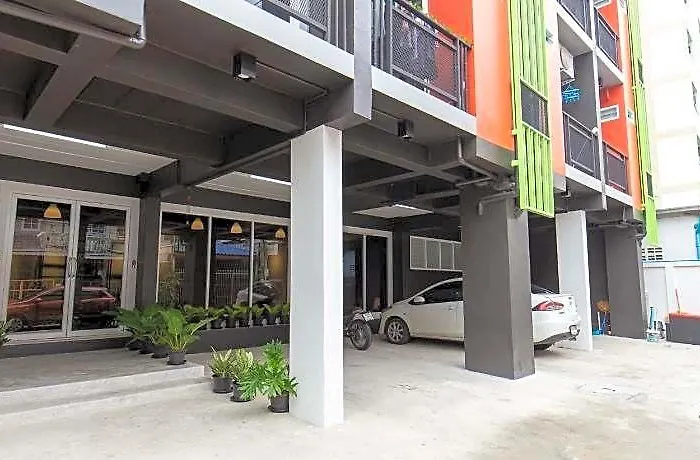 Mango 10 House