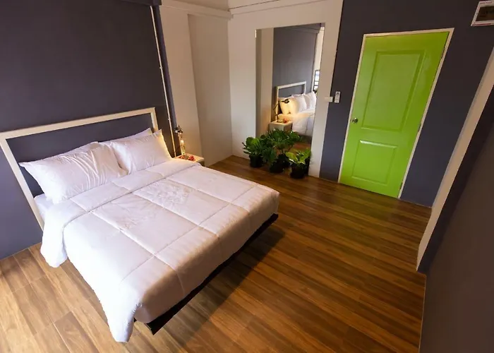 Mango 10 House 2*
