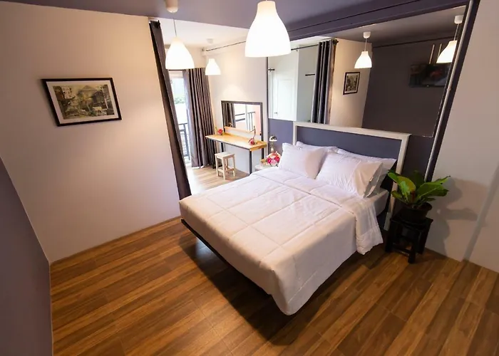 Mango 10 House 2*