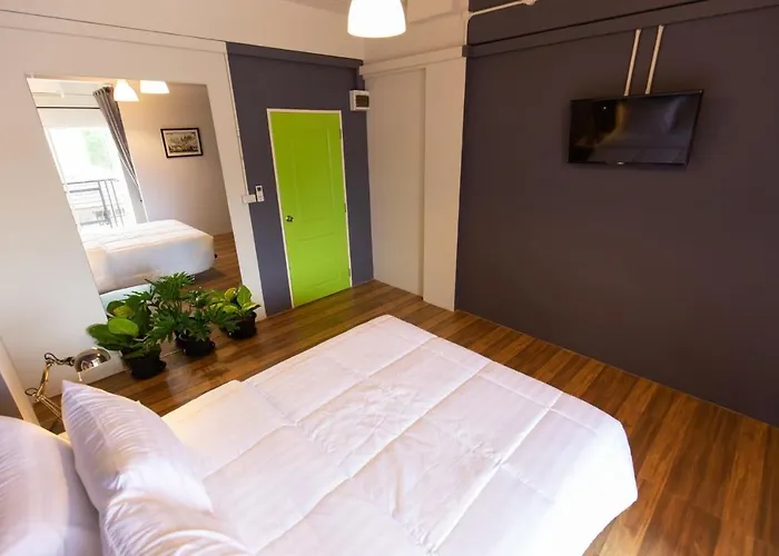 Mango 10 House 2*